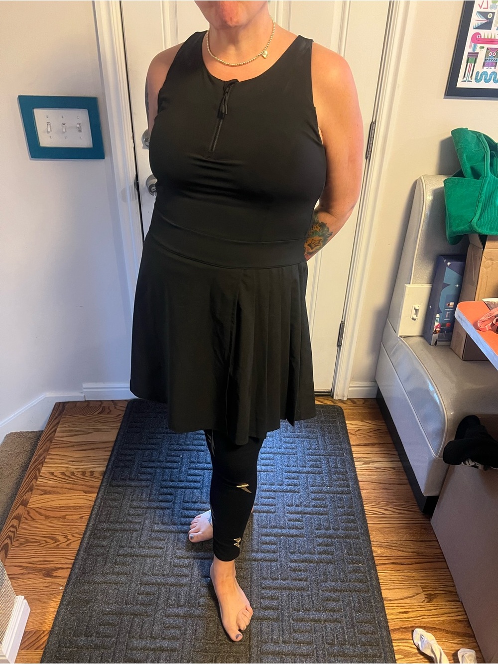 Black Pleated Active skirtwith Built-In Shorts - and top